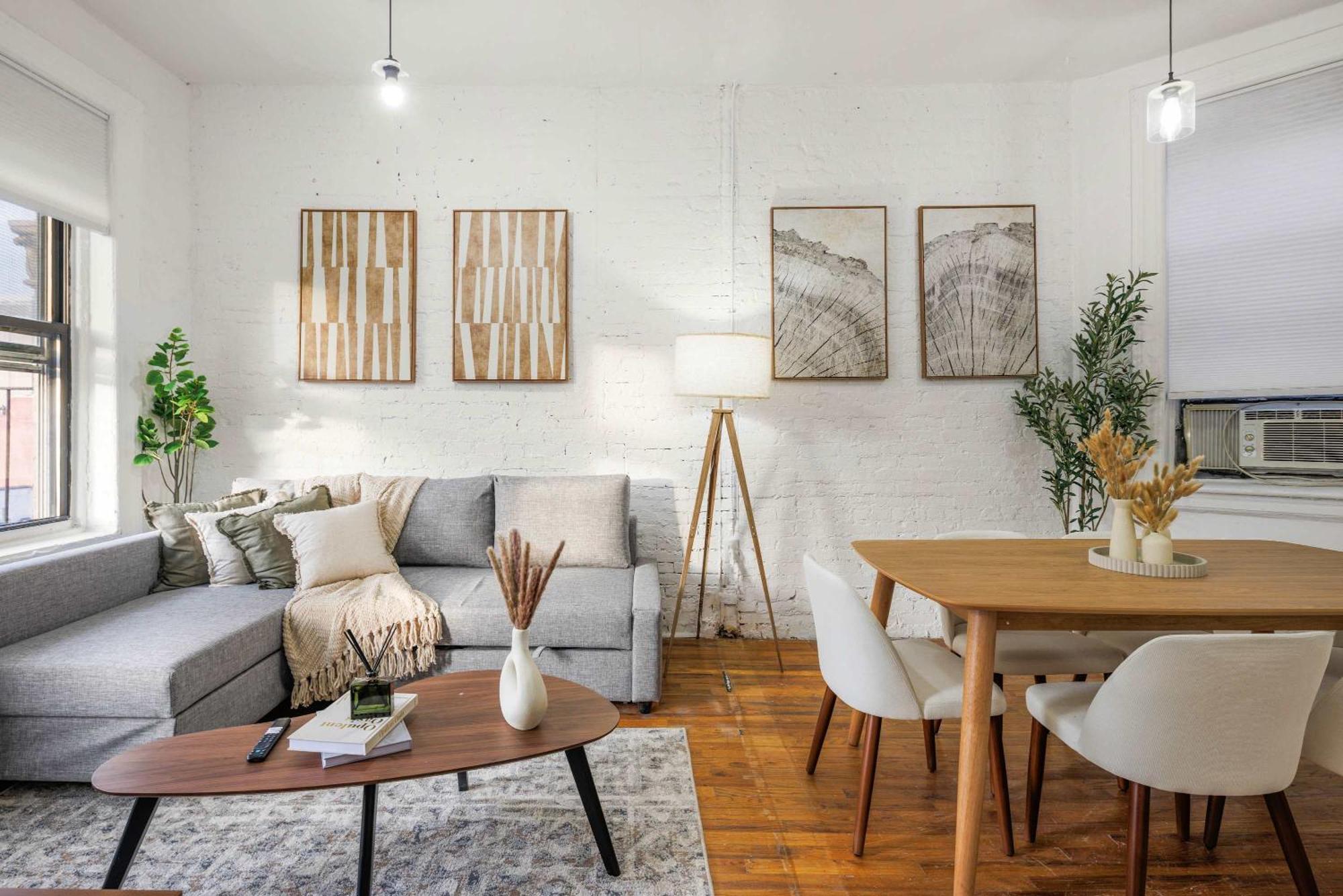 Apartment Timeless Charm Rustic 2br Hideaway In Nyc New York
