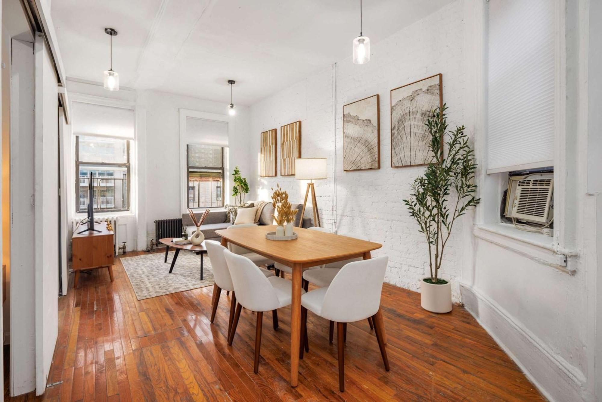 Timeless Charm Rustic 2br Hideaway In Nyc Apartment