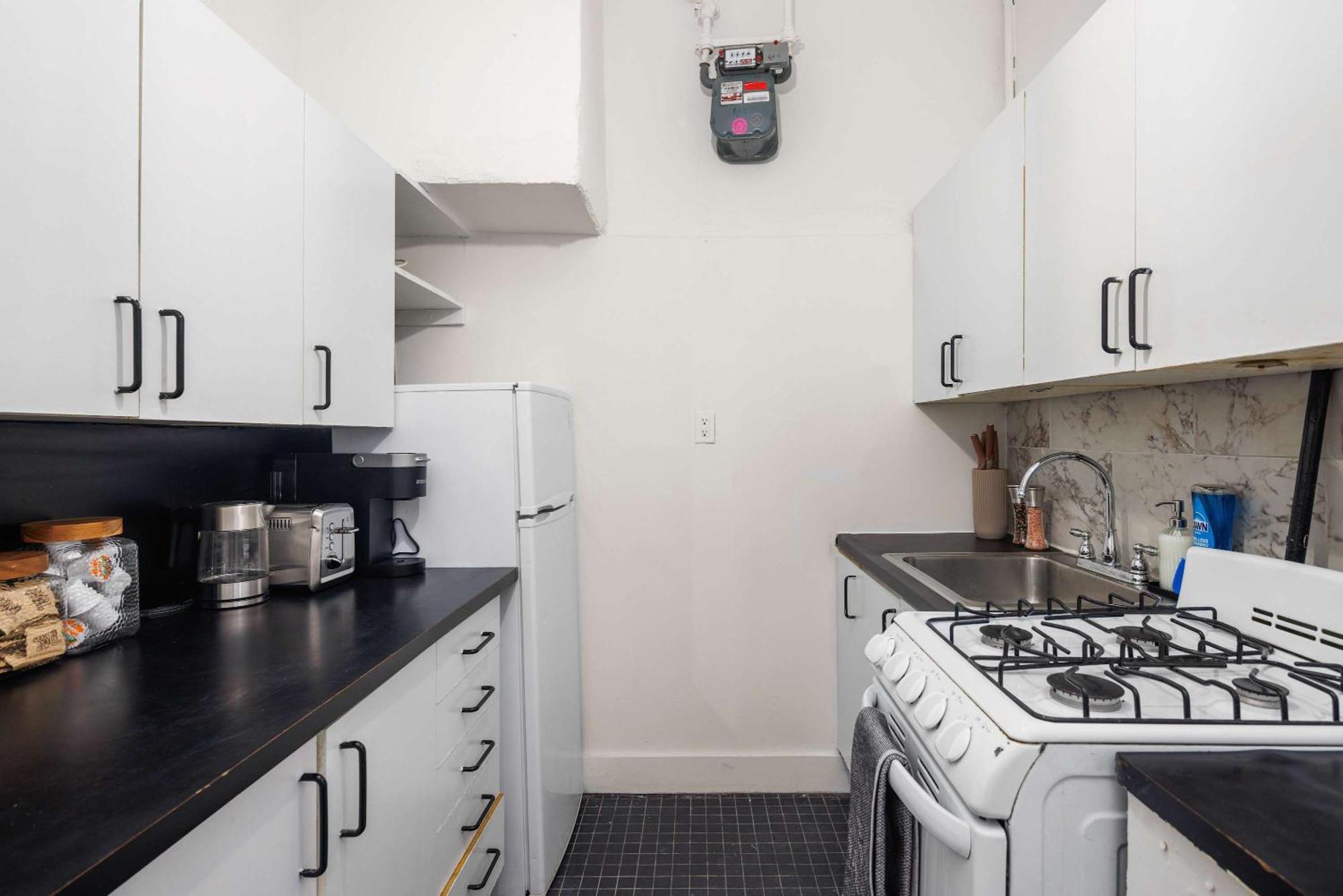 Apartment Timeless Charm Rustic 2br Hideaway In Nyc *